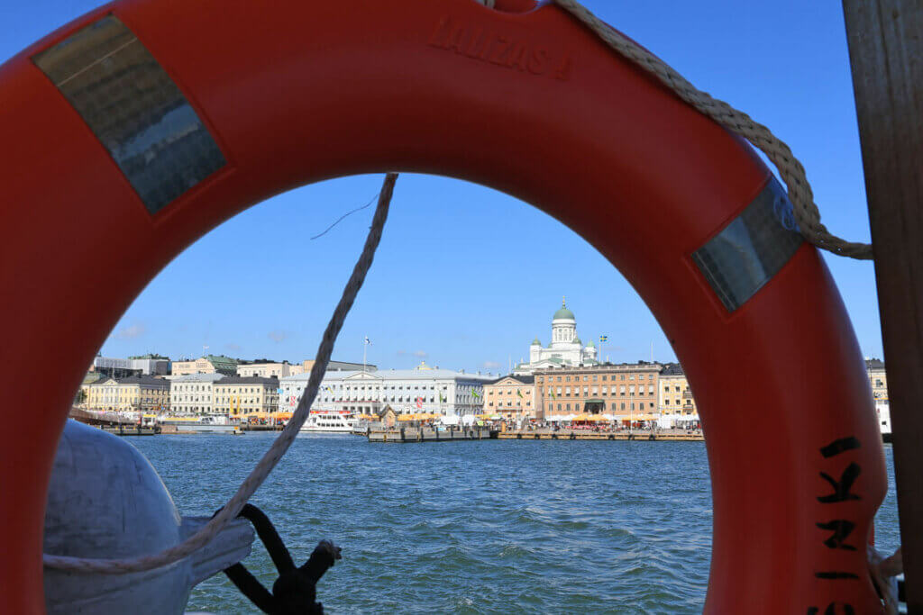 Ausfahrt aus dem Hafen von Helsinki