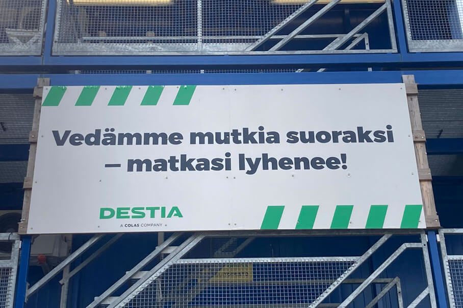 Anschrift an einer Baustelle